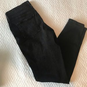 Universal thread size 6 skinny jean